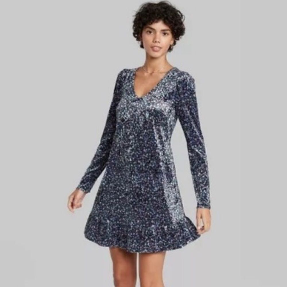 New WITH TAGS Wild Fable Floral Print Long Sleeve Velvet Drop Hem Dress sz M